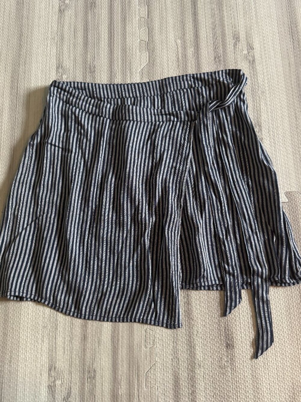 NWT American Eagle Outfitters Blue Striped Wrap Mini Skirt